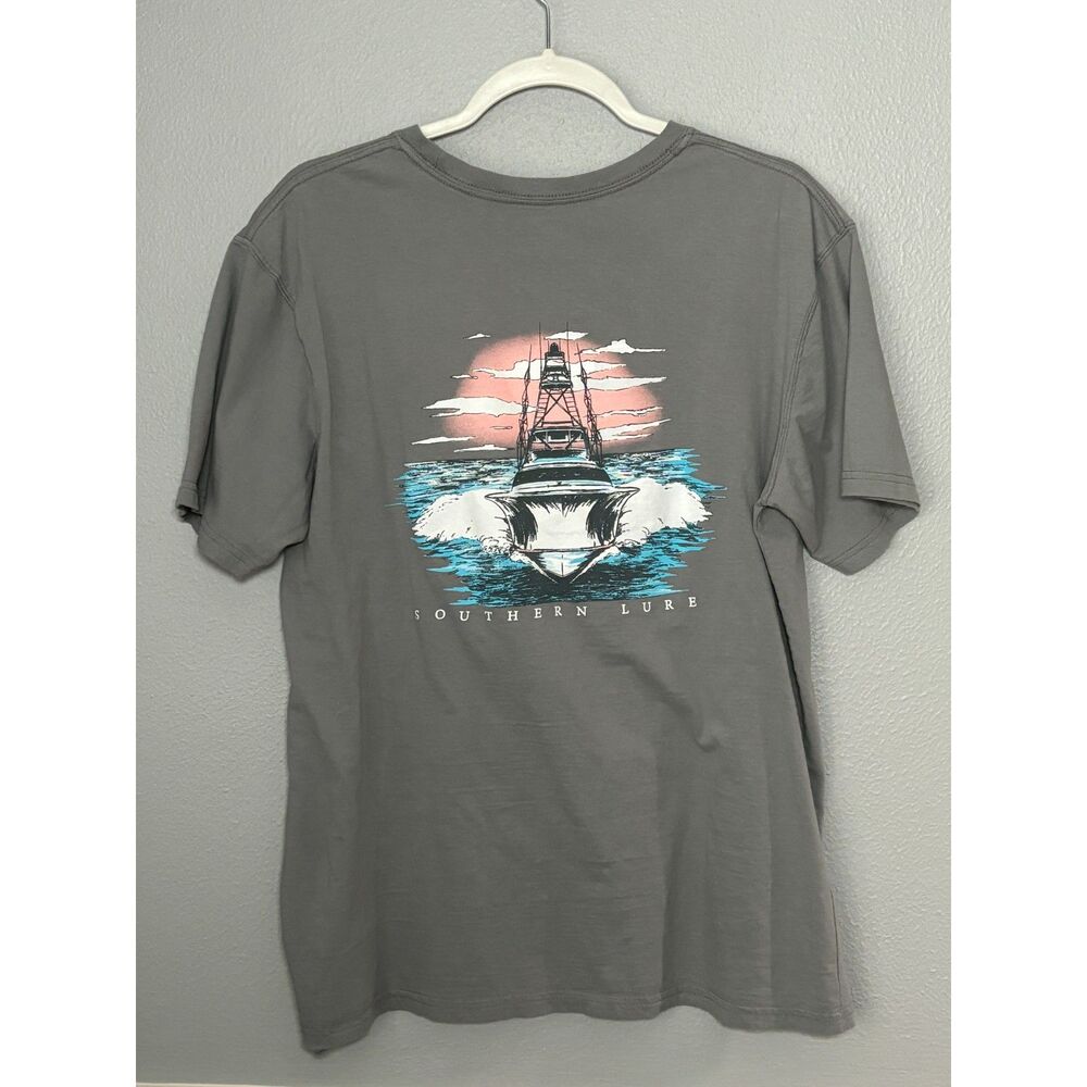 SOUTHERN LURE COTTON COASTAL DEEP SEA FISHING EVERYDAY CREWNECK GRAPHIC TEE